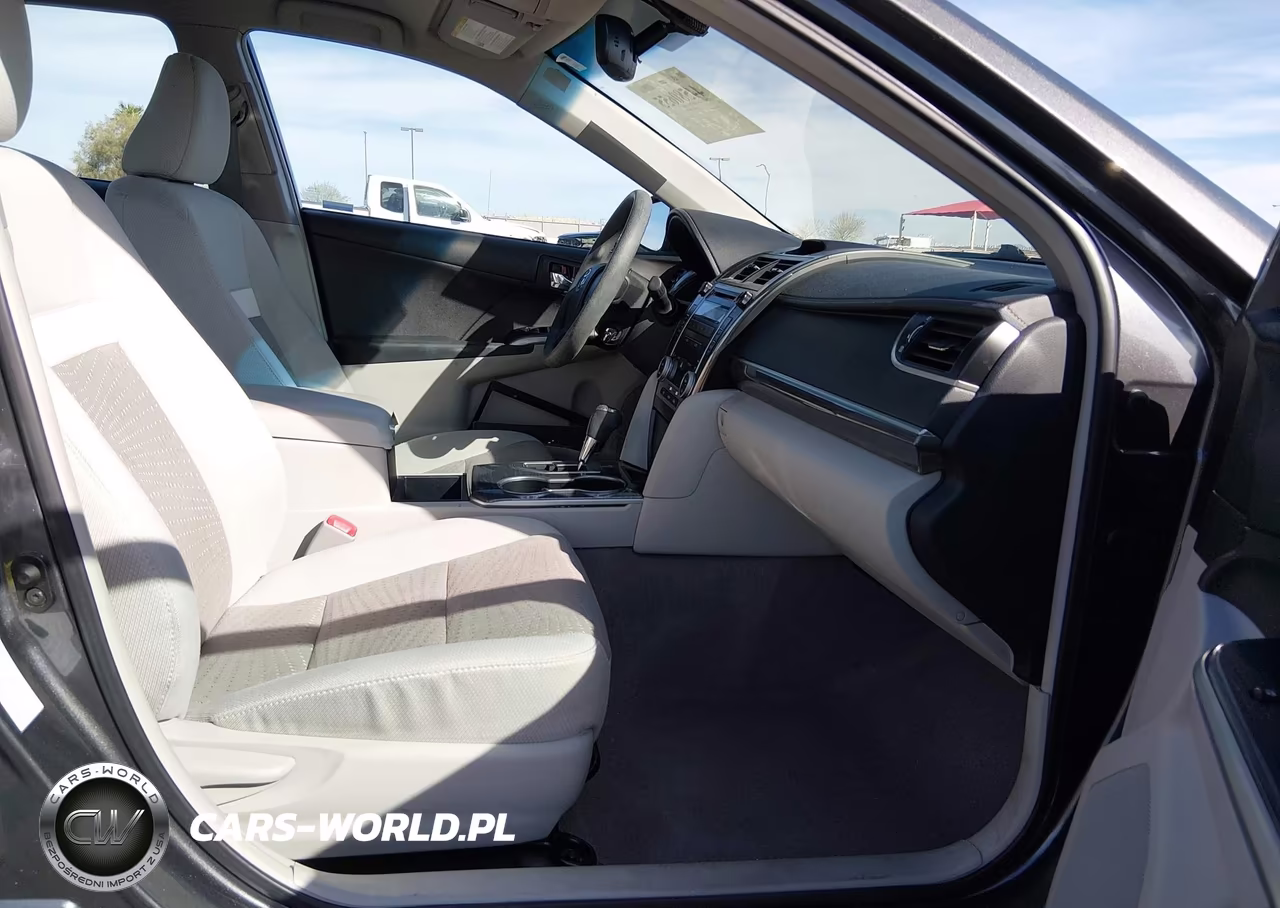 2012 Toyota Camry Hybrid Le VIN:4T1BD1FKXCU016968 - 5