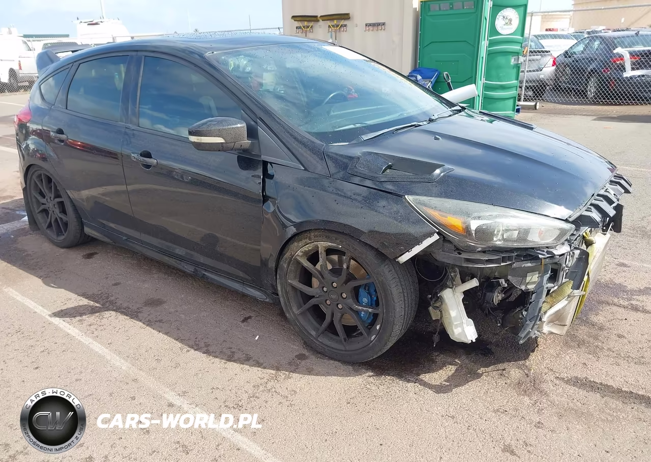 2017 Ford Focus Rs – zdjęcie 1 z 17