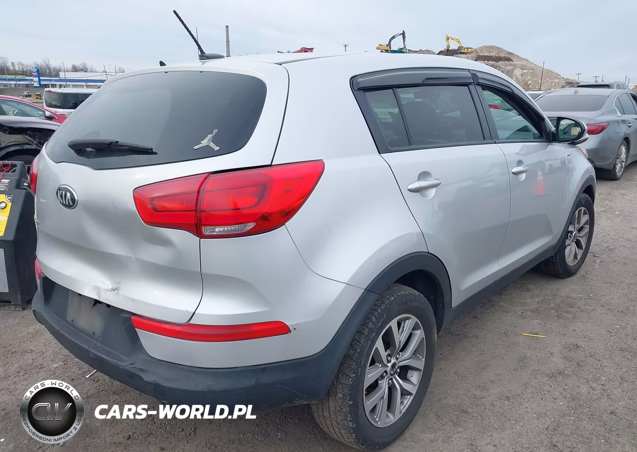 2016 Kia Sportage Lx VIN:KNDPBCAC4G7832672 - 4