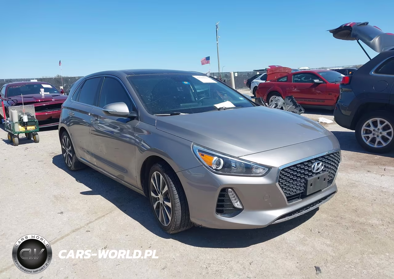 2020 Hyundai Elantra Gt – zdjęcie 1 z 16