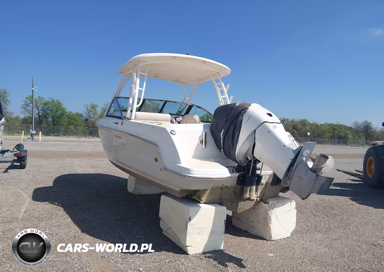 2017 Boston Whaler Other VIN:BWCE2664F717 - 3