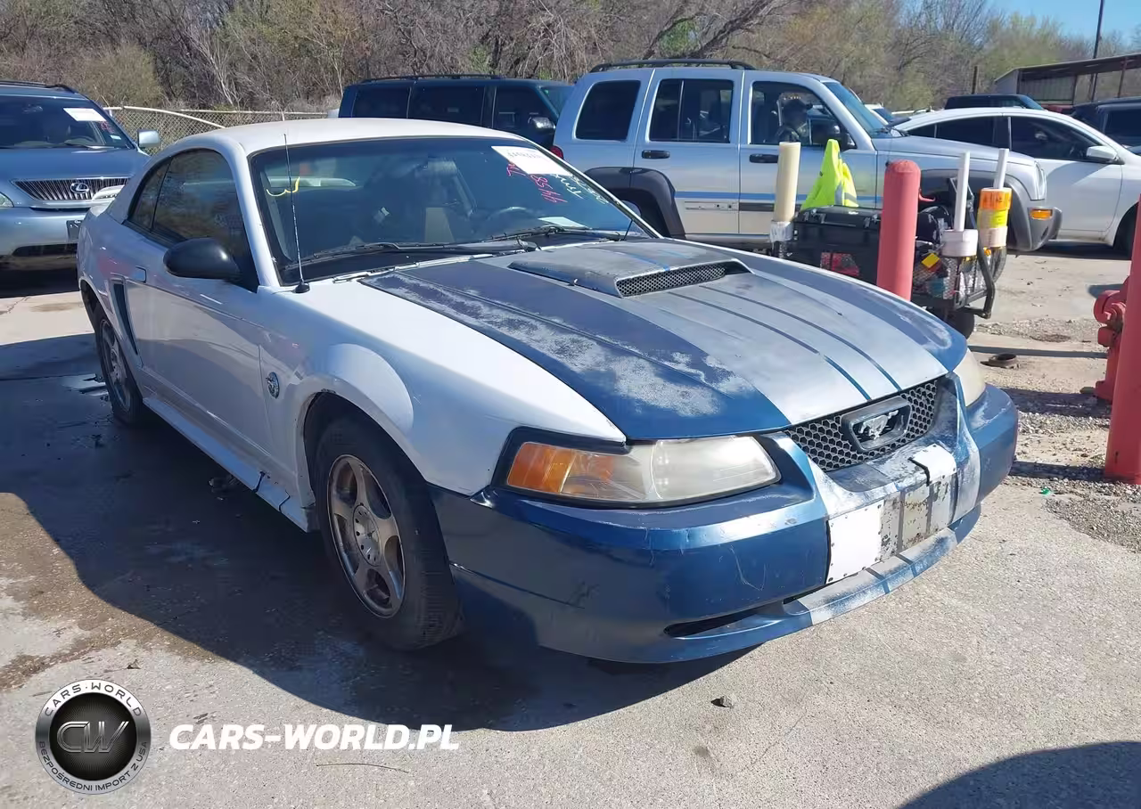 2004 Ford Mustang