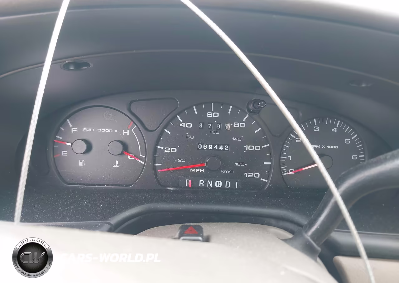 2001 Ford Taurus Ses VIN:1FAFP55211G228276 - 7