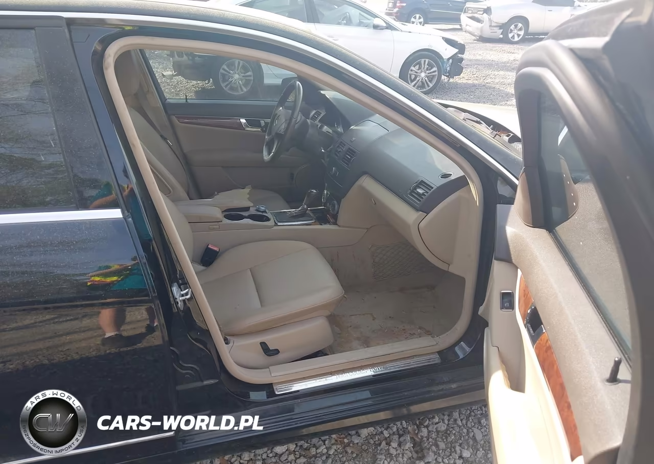 2011 Mercedes-Benz C 300 Sport VIN:WDDGF5EB4BA449642 - 5