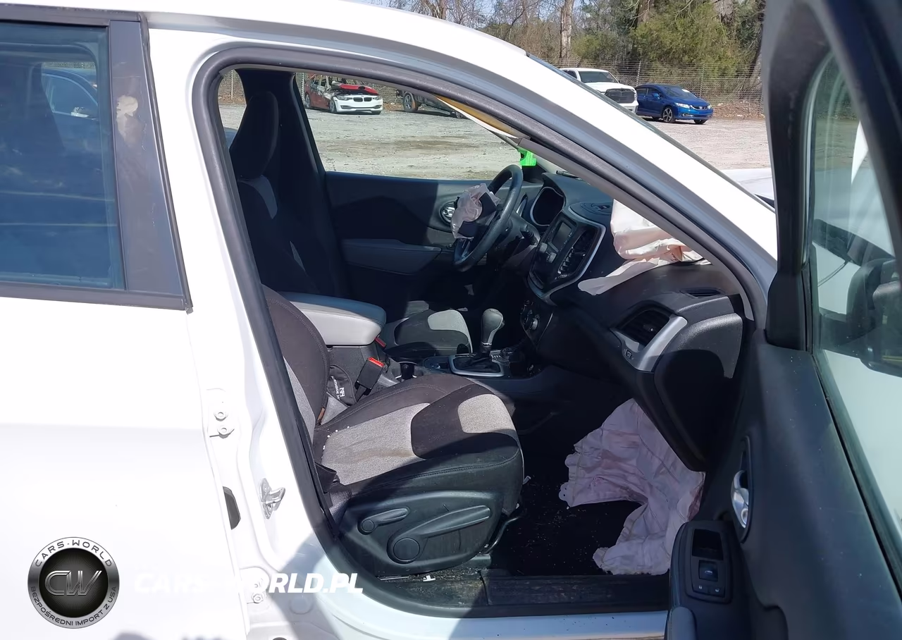 2014 Jeep Cherokee Sport VIN:1C4PJMAB5EW191261 - 5