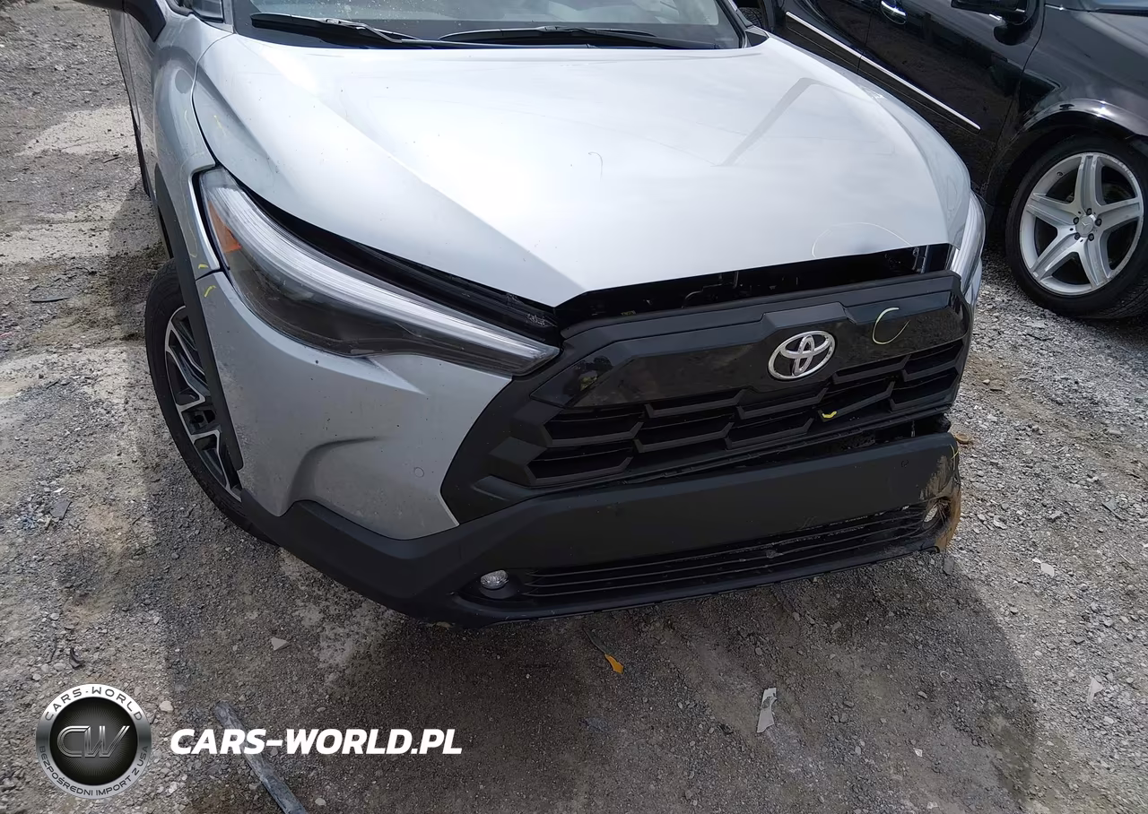 2026 Toyota Corolla Cross Xle VIN:7MUEAAAG0TV178549 - 19