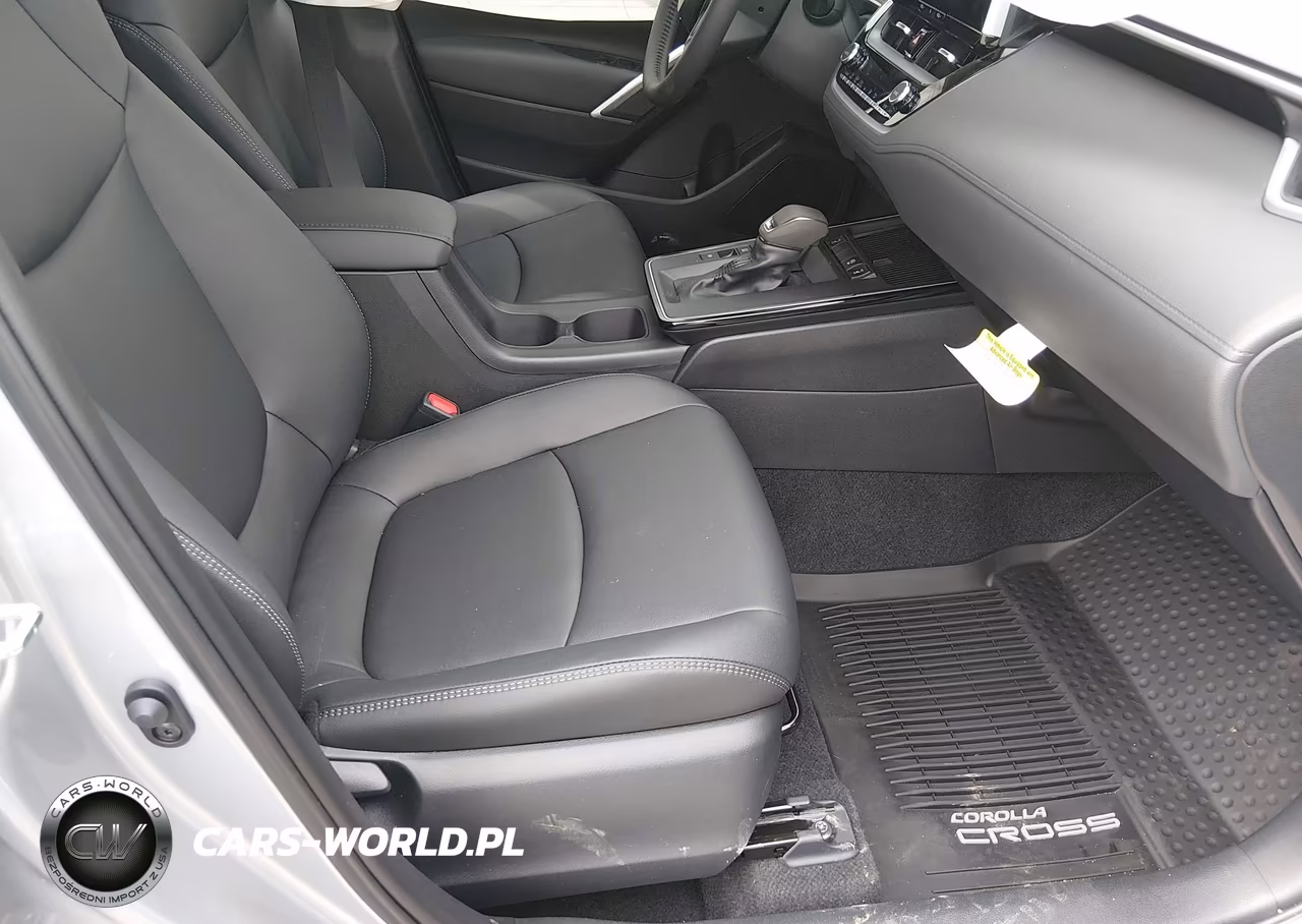 2026 Toyota Corolla Cross Xle VIN:7MUEAAAG0TV178549 - 5