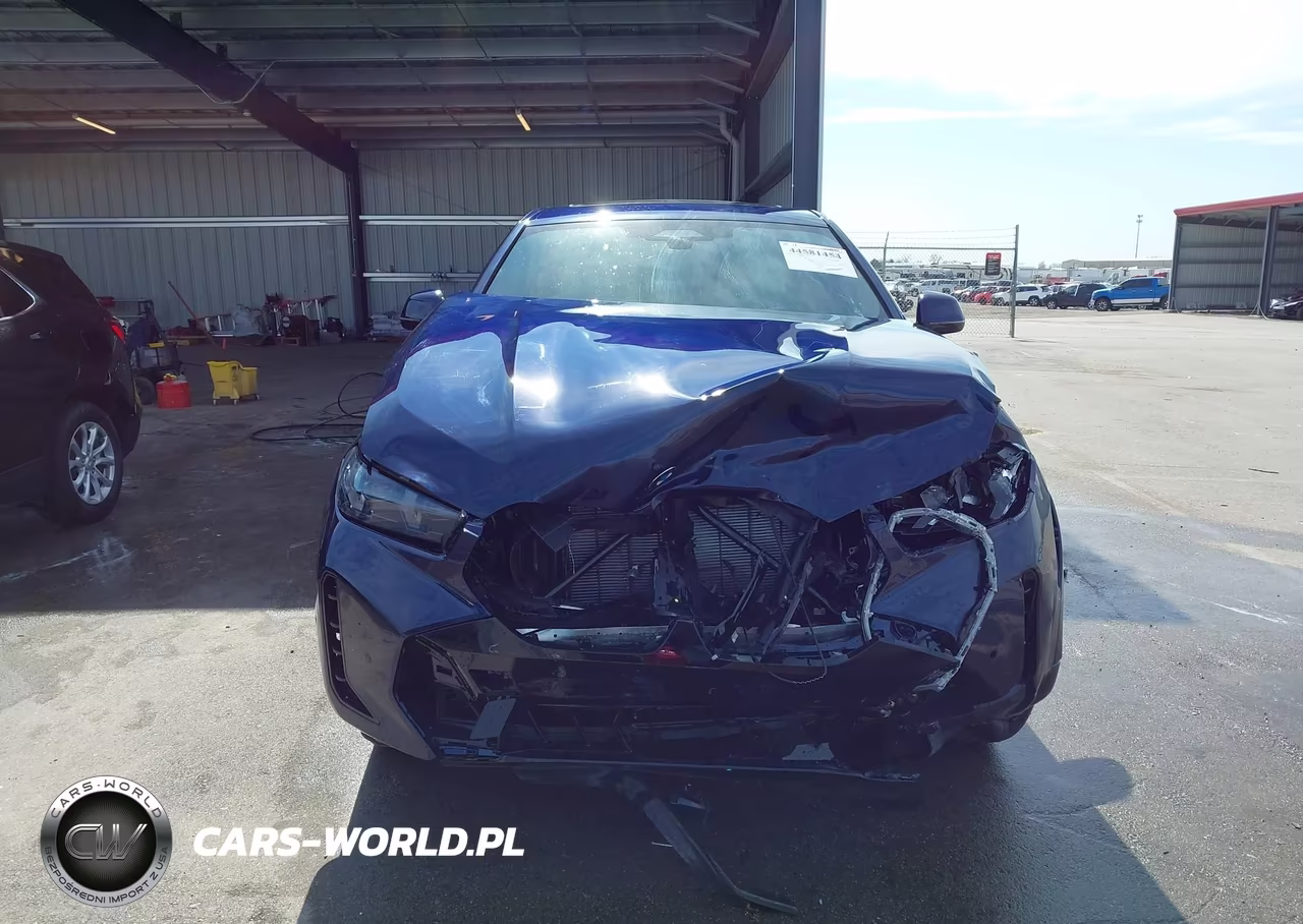 2026 BMW X6 xDrive40I VIN:5UX33EX07T9311561 - 13