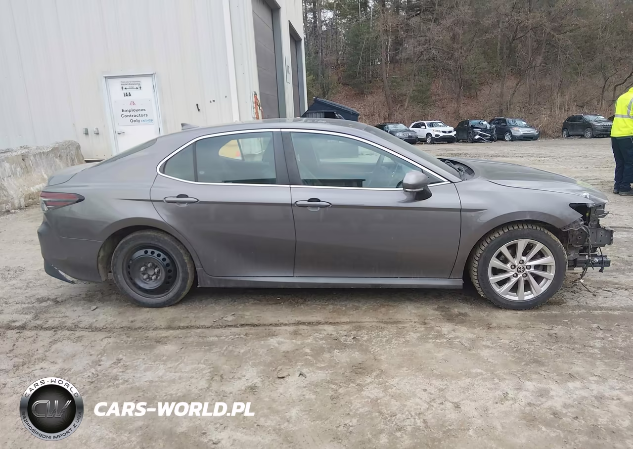 2021 Toyota Camry Le VIN:4T1R11AK3MU529950 - 13