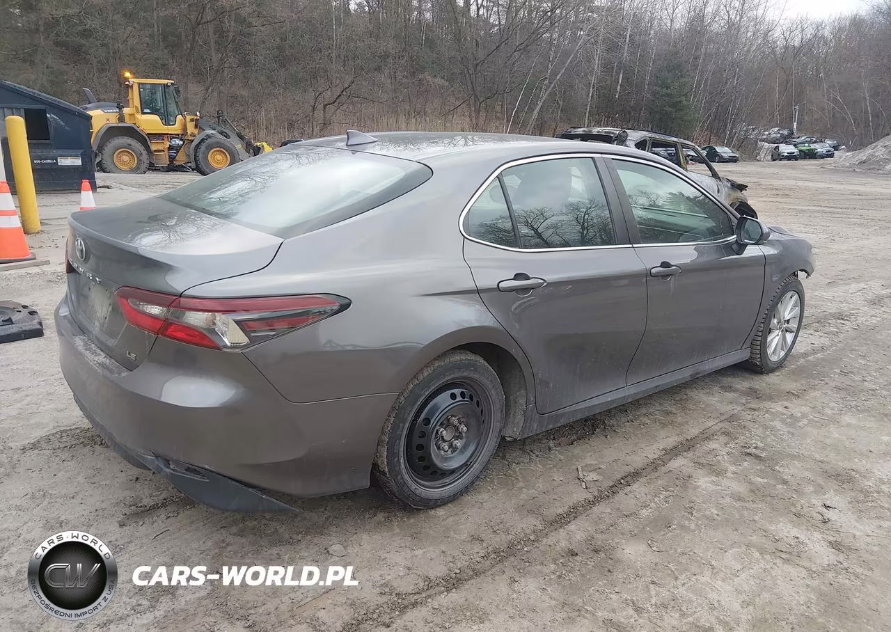 2021 Toyota Camry Le VIN:4T1R11AK3MU529950 - 4