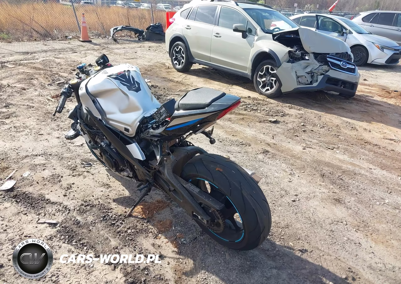 2025 Suzuki Gsx-R1000 VIN:JS1DM11B8S7100203 - 3