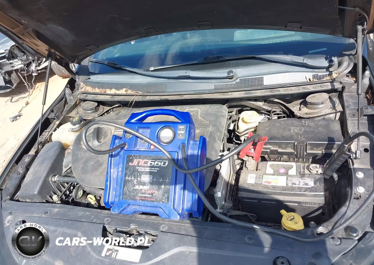 2015 Chrysler 200 S VIN:1C3CCCBG0FN735982 - 6