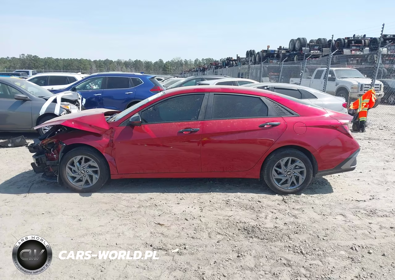 2024 Hyundai Elantra Sel VIN:KMHLM4DG4RU746873 - 14