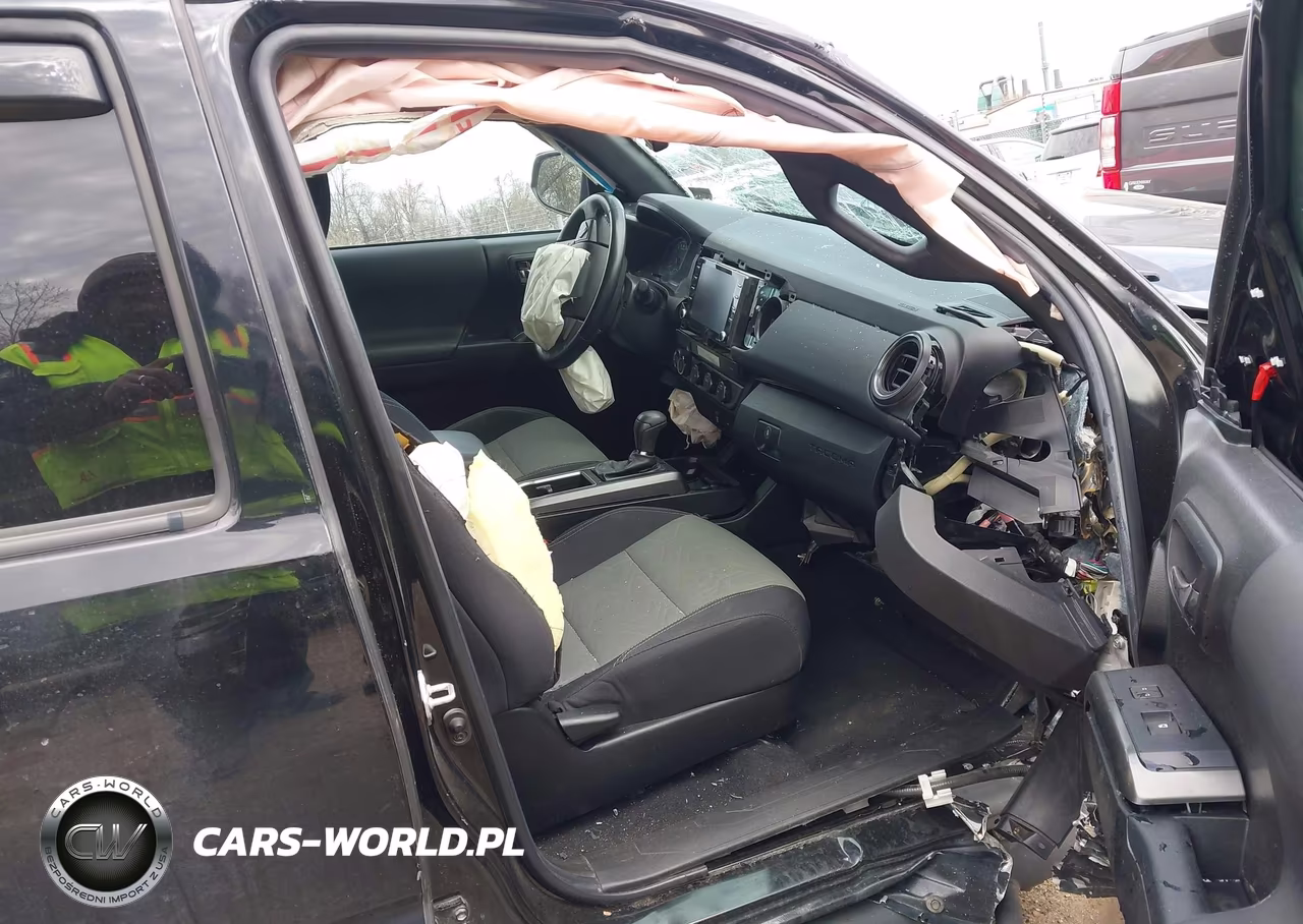 2022 Toyota Tacoma Trd Off Road VIN:3TMCZ5AN5NM478364 - 5