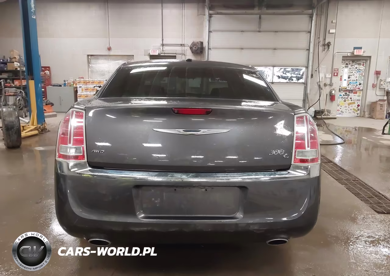 2013 Chrysler 300C VIN:2C3CCAKG8DH708491 - 16