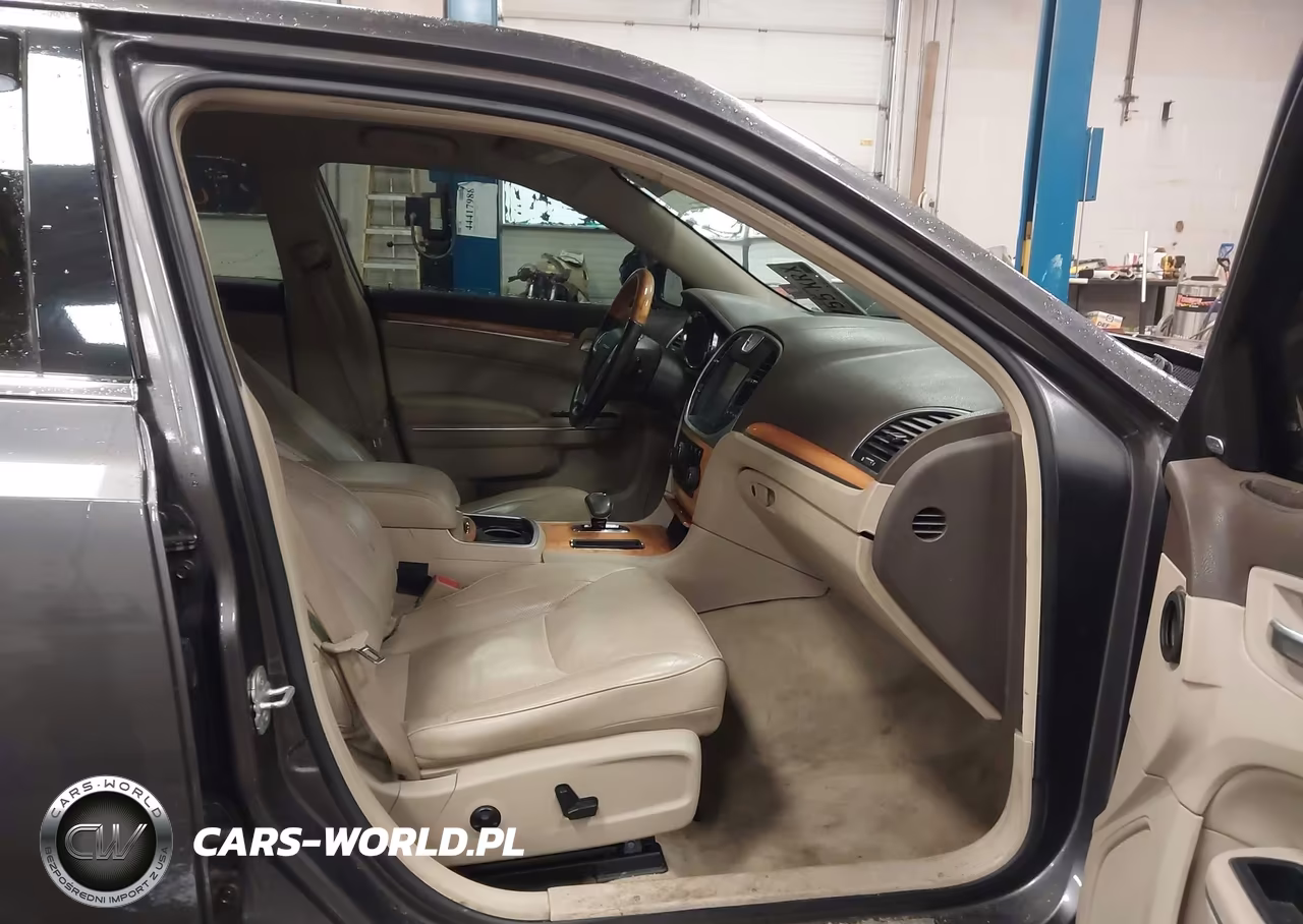 2013 Chrysler 300C VIN:2C3CCAKG8DH708491 - 5