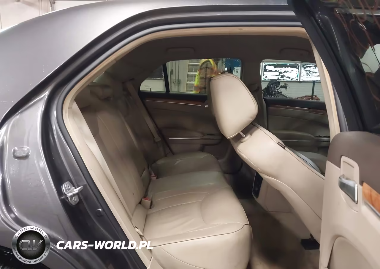 2013 Chrysler 300C VIN:2C3CCAKG8DH708491 - 8