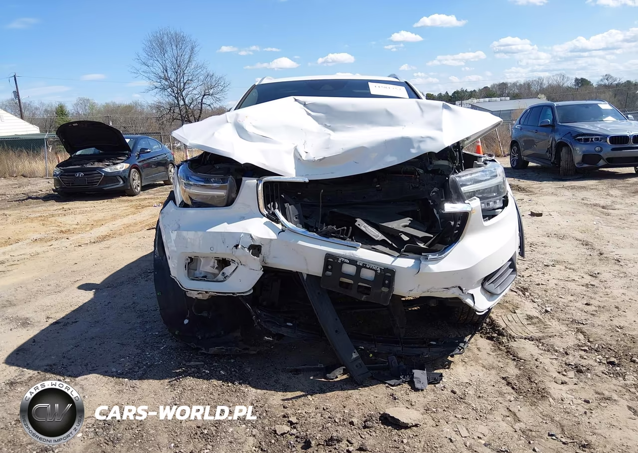 2019 Volvo Xc40 T5 Momentum-T5 R-Design VIN:YV4162XZ9K2012588 - 12