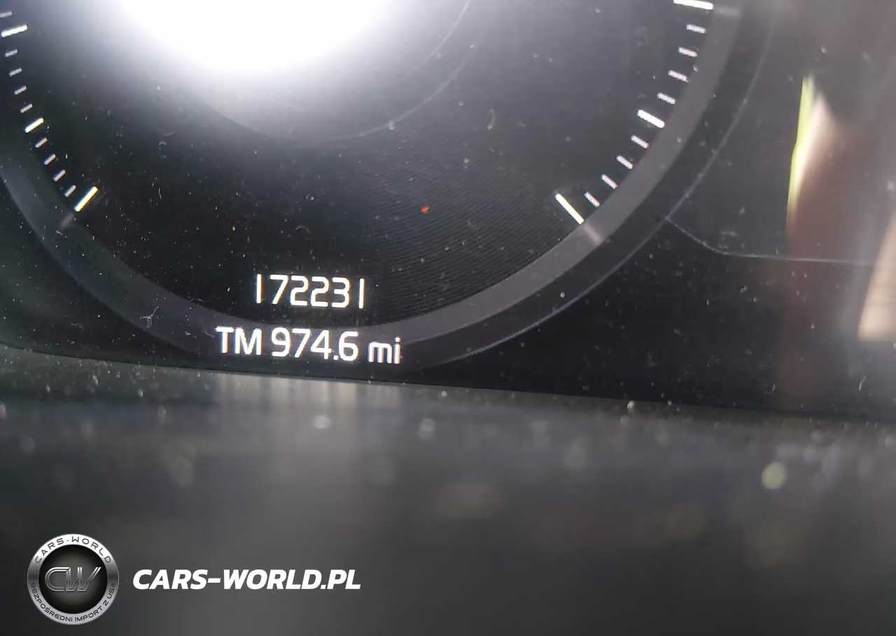 2019 Volvo Xc40 T5 Momentum-T5 R-Design VIN:YV4162XZ9K2012588 - 15