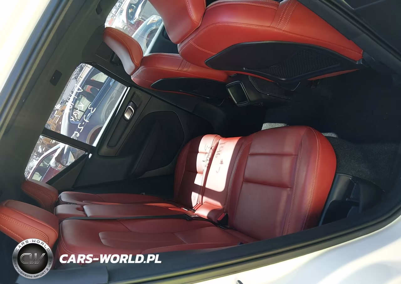 2019 Volvo Xc40 T5 Momentum-T5 R-Design VIN:YV4162XZ9K2012588 - 8
