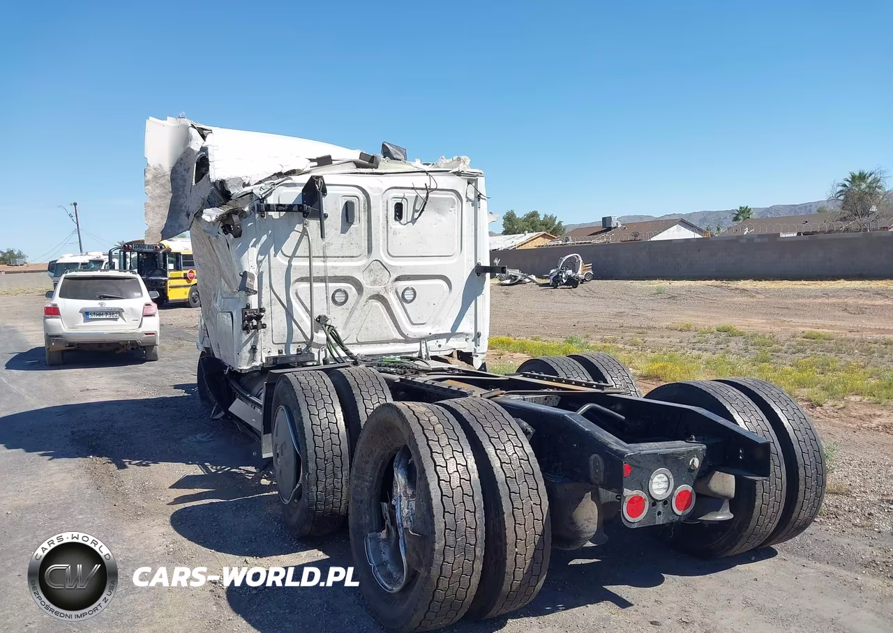 2026 Freightliner New Cascadia 126 VIN:3AKJHHDR8TSWM3877 - 3