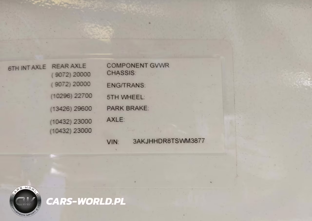 2026 Freightliner New Cascadia 126 VIN:3AKJHHDR8TSWM3877 - 9