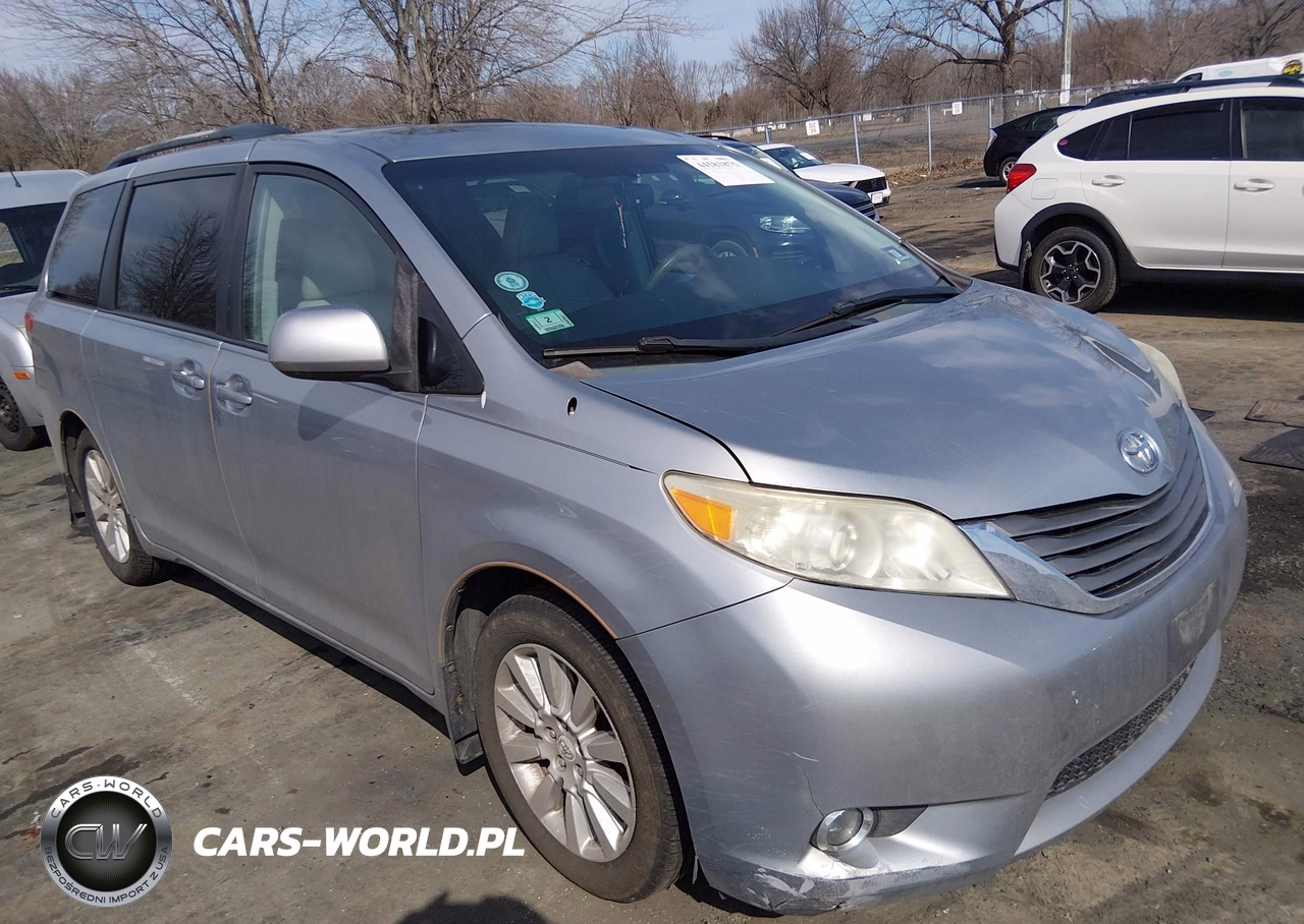 2011 Toyota Sienna Xle