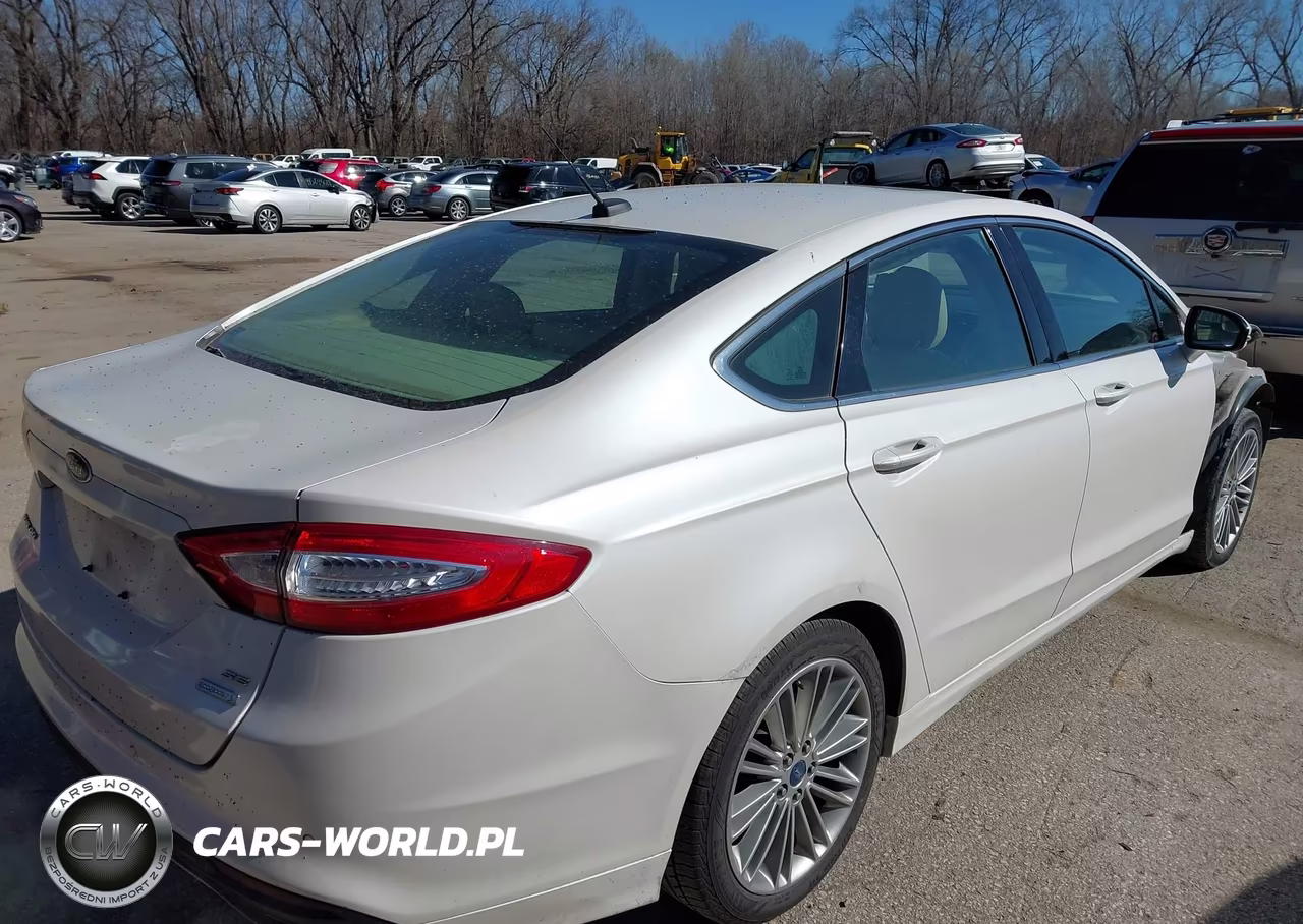 2013 Ford Fusion Se VIN:3FA6P0H98DR113277 - 4