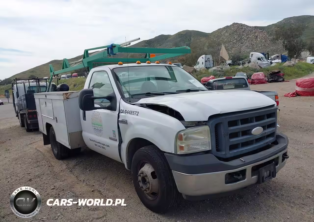 2007 Ford F-350 Chassis Xl-Xlt
