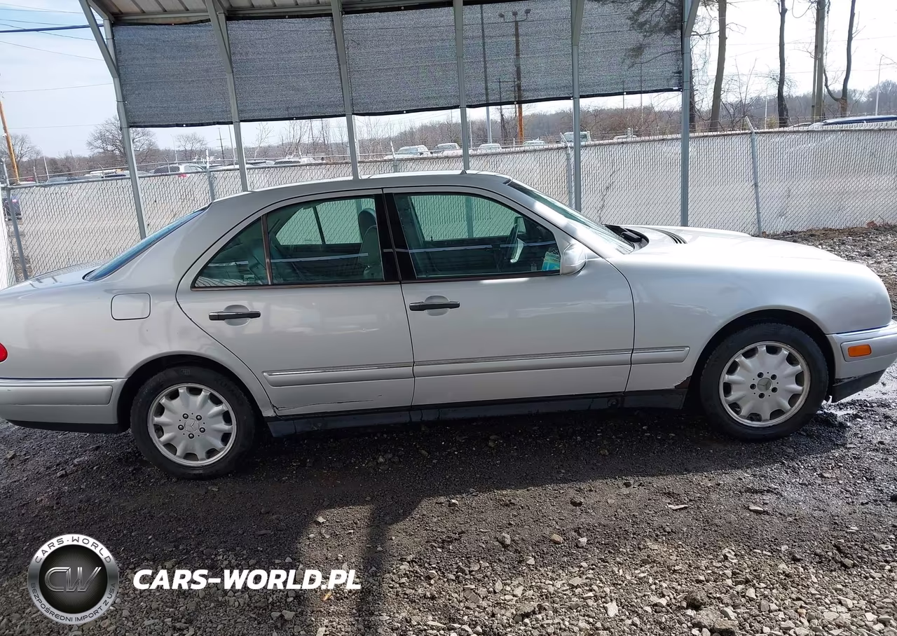 1999 Mercedes-Benz E 320 VIN:WDBJF65H1XA922865 - 13