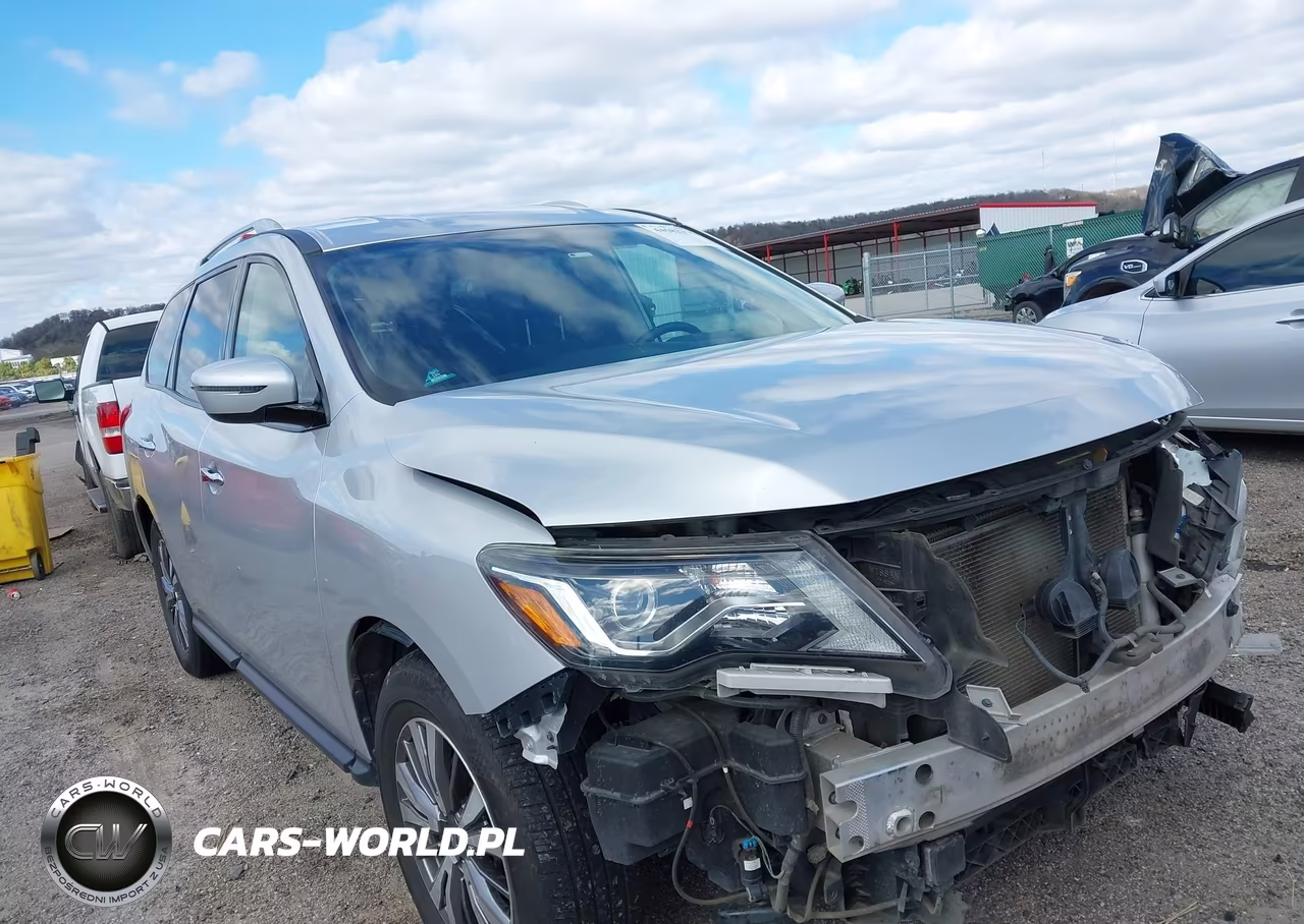 2019 Nissan Pathfinder Sv
