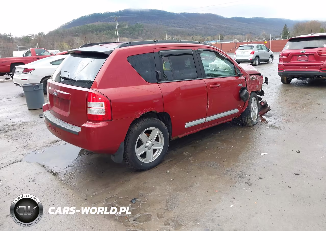 2010 Jeep Compass Sport VIN:1J4NF1FB6AD620438 - 4
