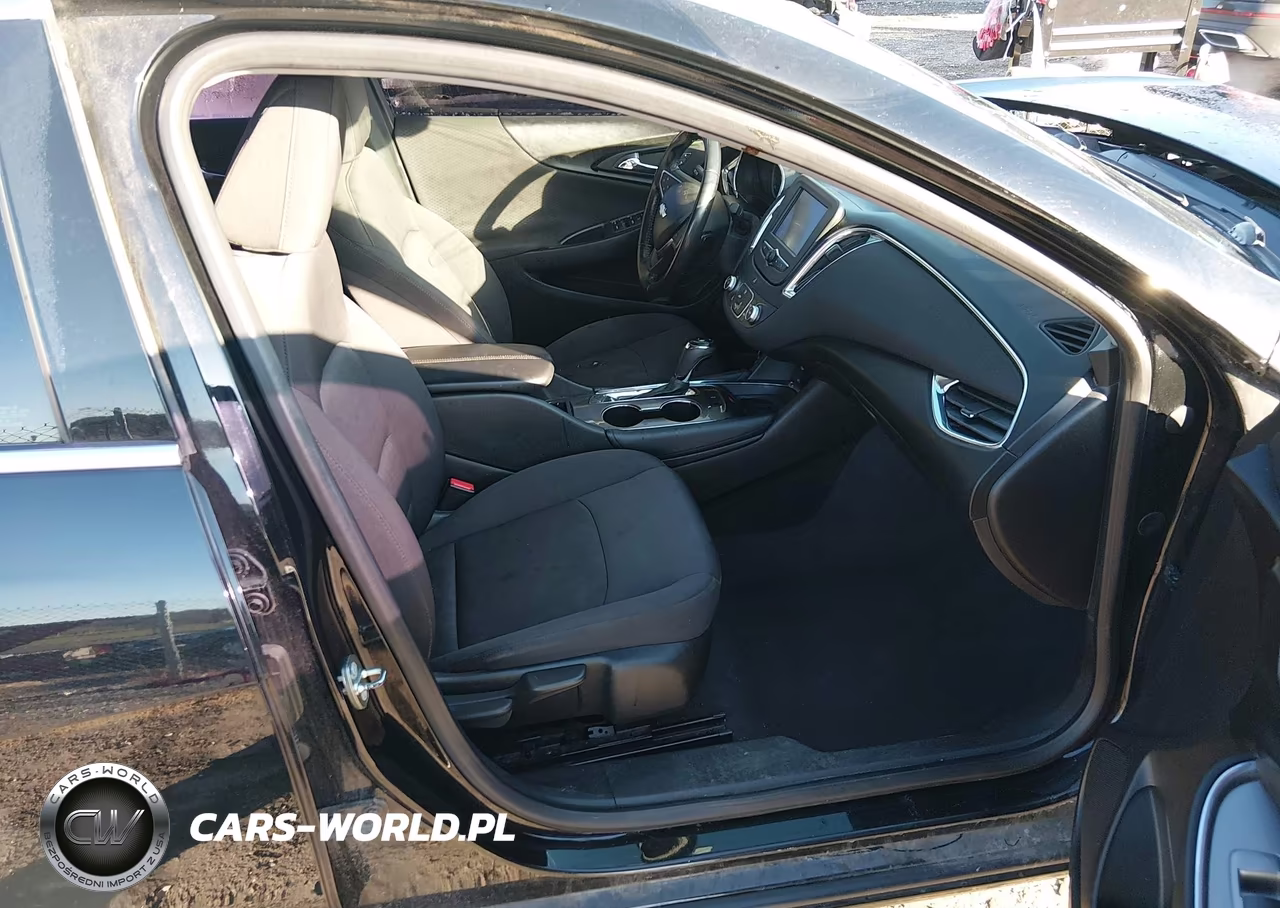 2018 Chevrolet Malibu Lt VIN:1G1ZD5ST9JF122332 - 5