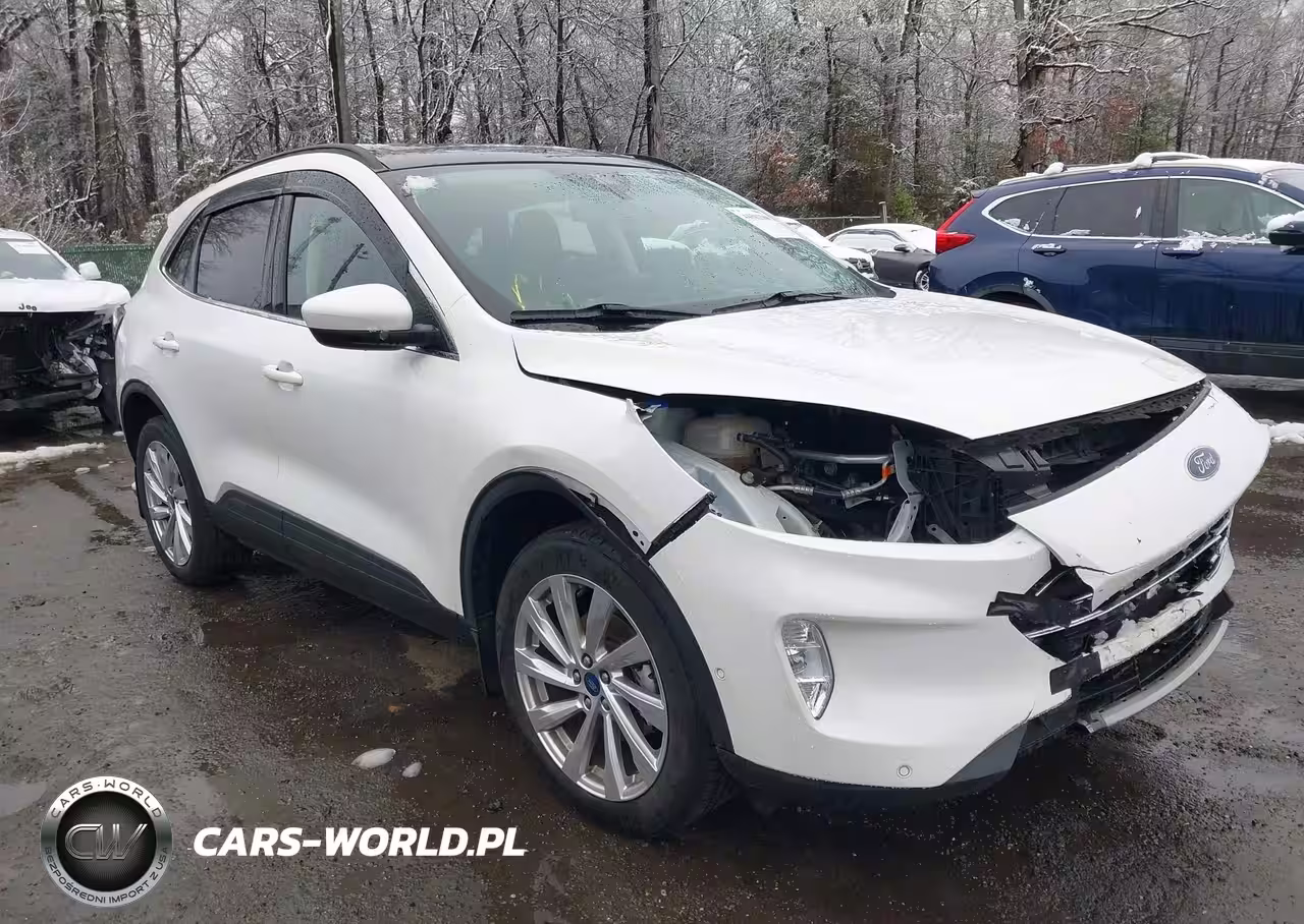 2022 Ford Escape Titanium