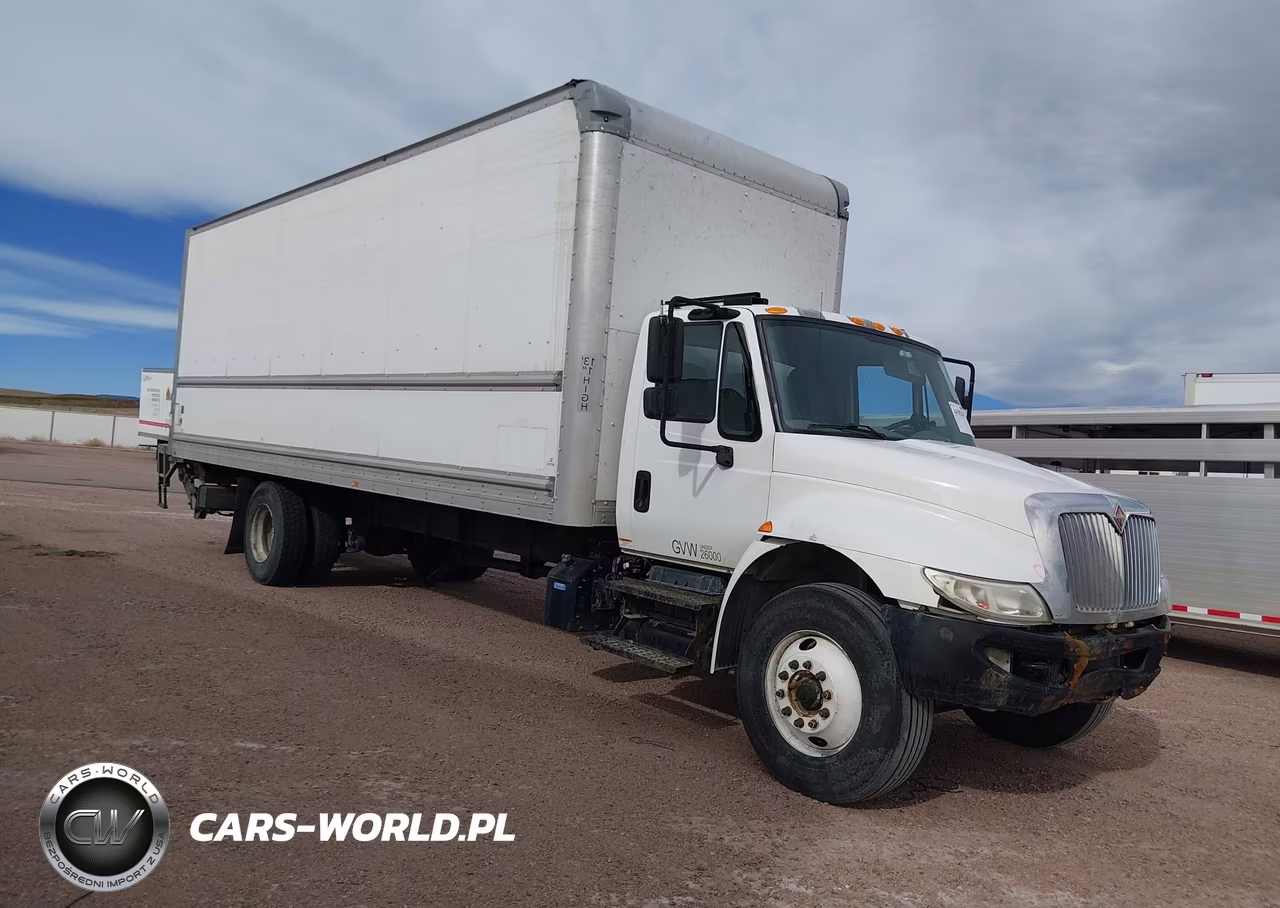 2018 International Durastar 4300 – zdjęcie 1 z 15