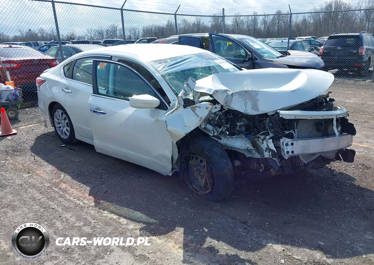 2014 Nissan Altima 2.5 S – zdjęcie 1 z 15
