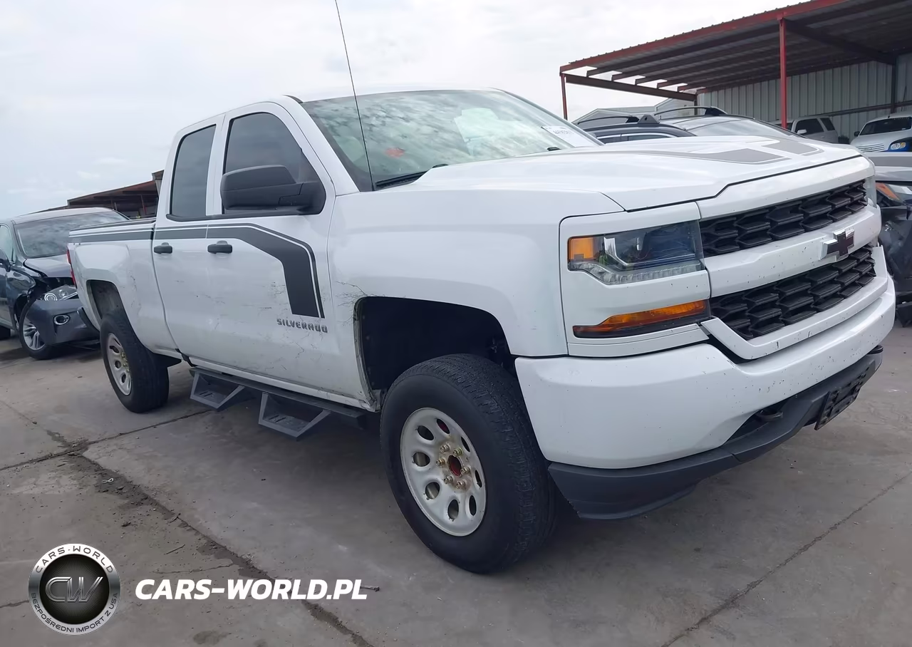 2017 Chevrolet Silverado 1500 Custom