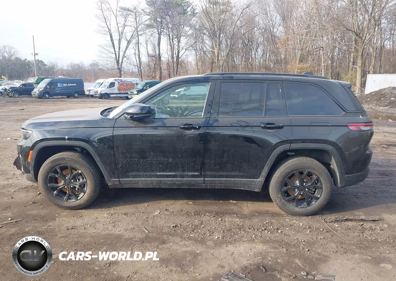 2025 Jeep Grand Cherokee Altitude X 4X4 VIN:1C4RJHAG0SC339311 - 14