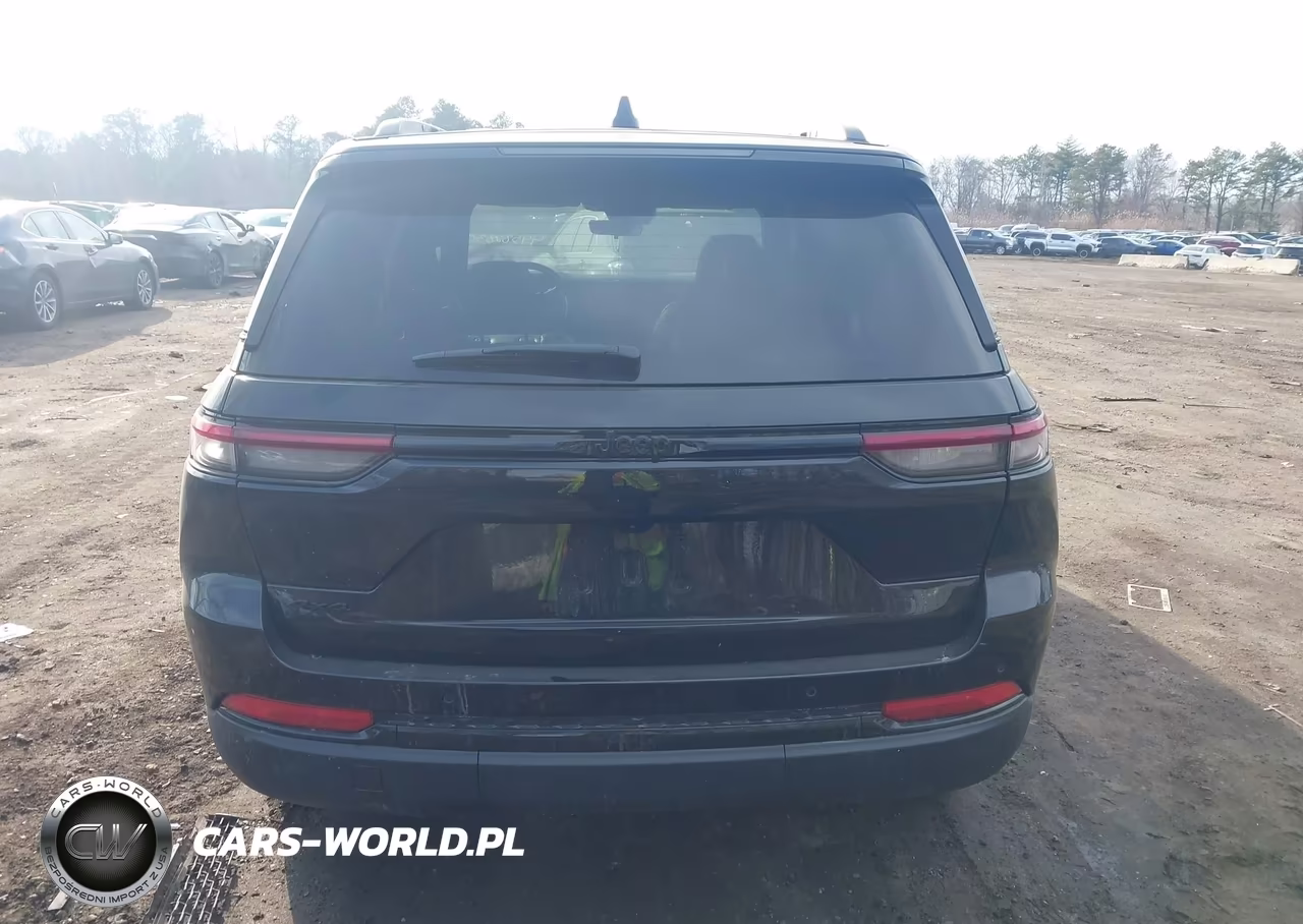 2025 Jeep Grand Cherokee Altitude X 4X4 VIN:1C4RJHAG0SC339311 - 16