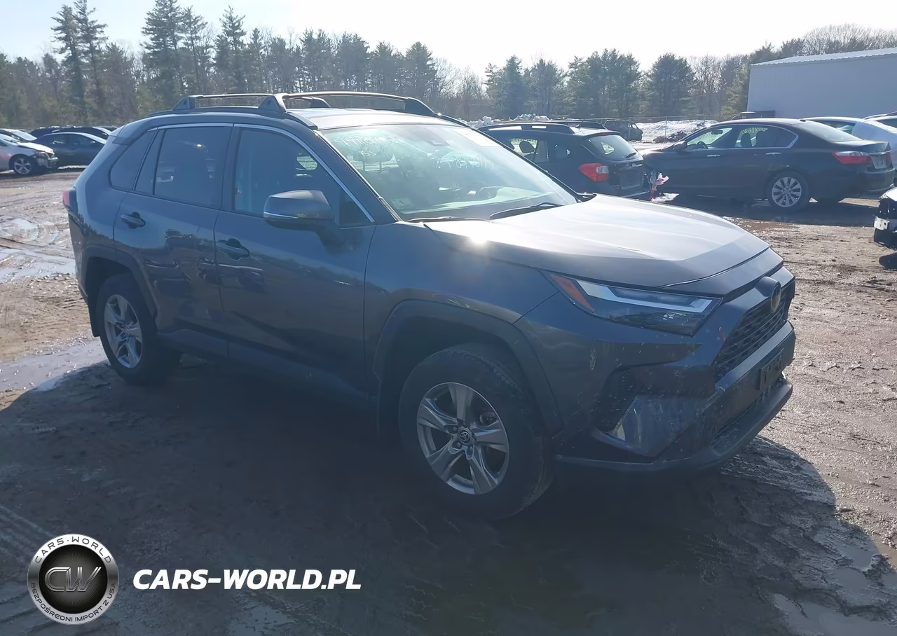 2024 Toyota Rav4 Xle – zdjęcie 1 z 17