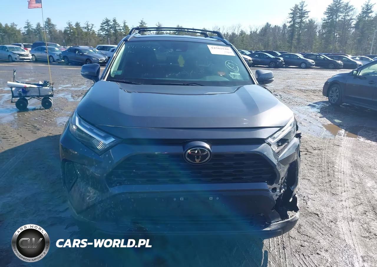 2024 Toyota Rav4 Xle VIN:2T3P1RFVXRC442734 - 13