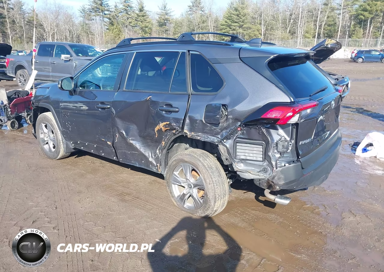 2024 Toyota Rav4 Xle VIN:2T3P1RFVXRC442734 - 3