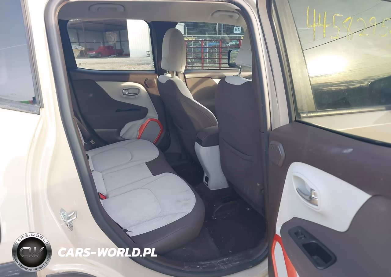 2015 Jeep Renegade Latitude VIN:ZACCJBBT0FPB75939 - 8