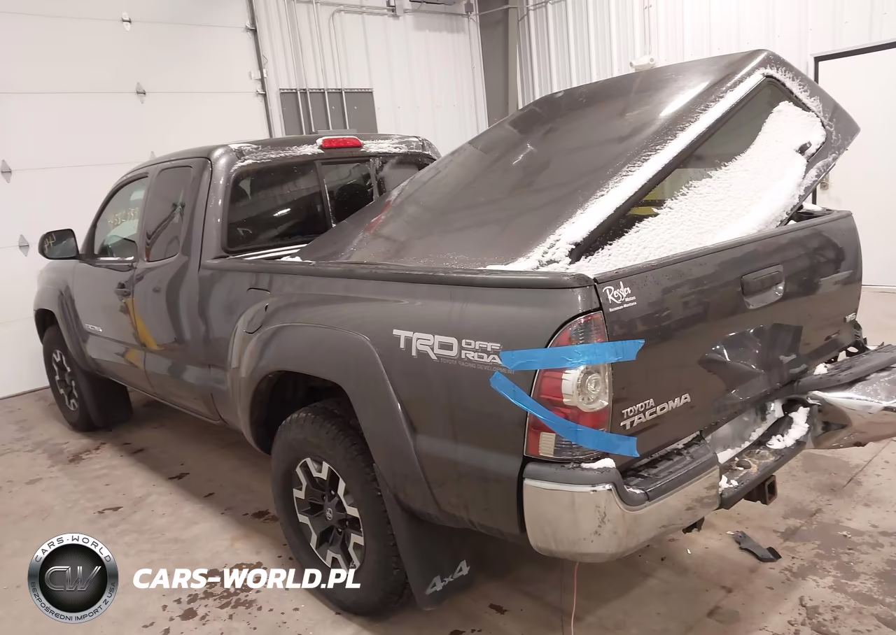 2013 Toyota Tacoma Base V6 VIN:5TFUU4EN6DX083237 - 3
