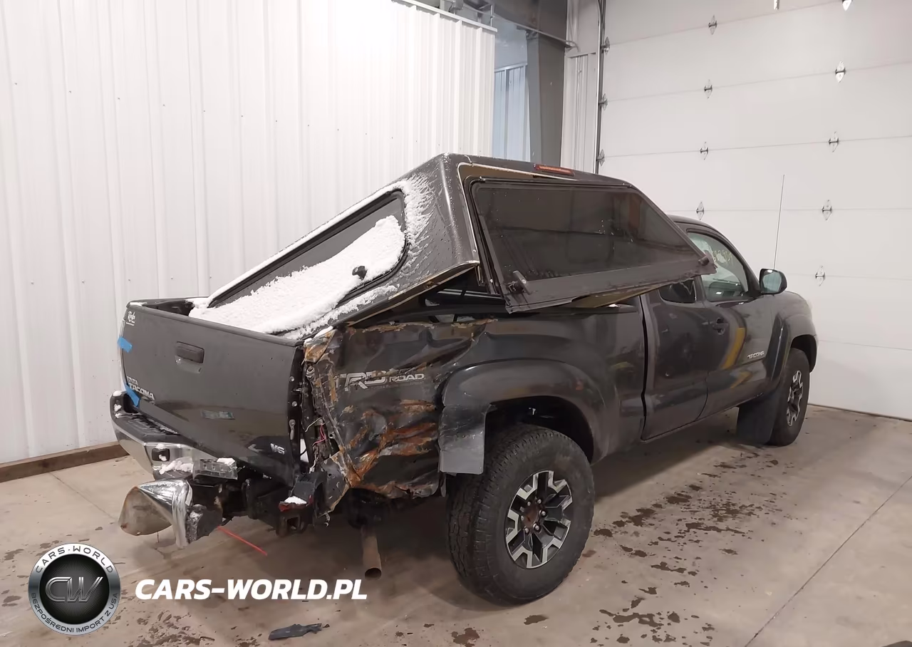 2013 Toyota Tacoma Base V6 VIN:5TFUU4EN6DX083237 - 4