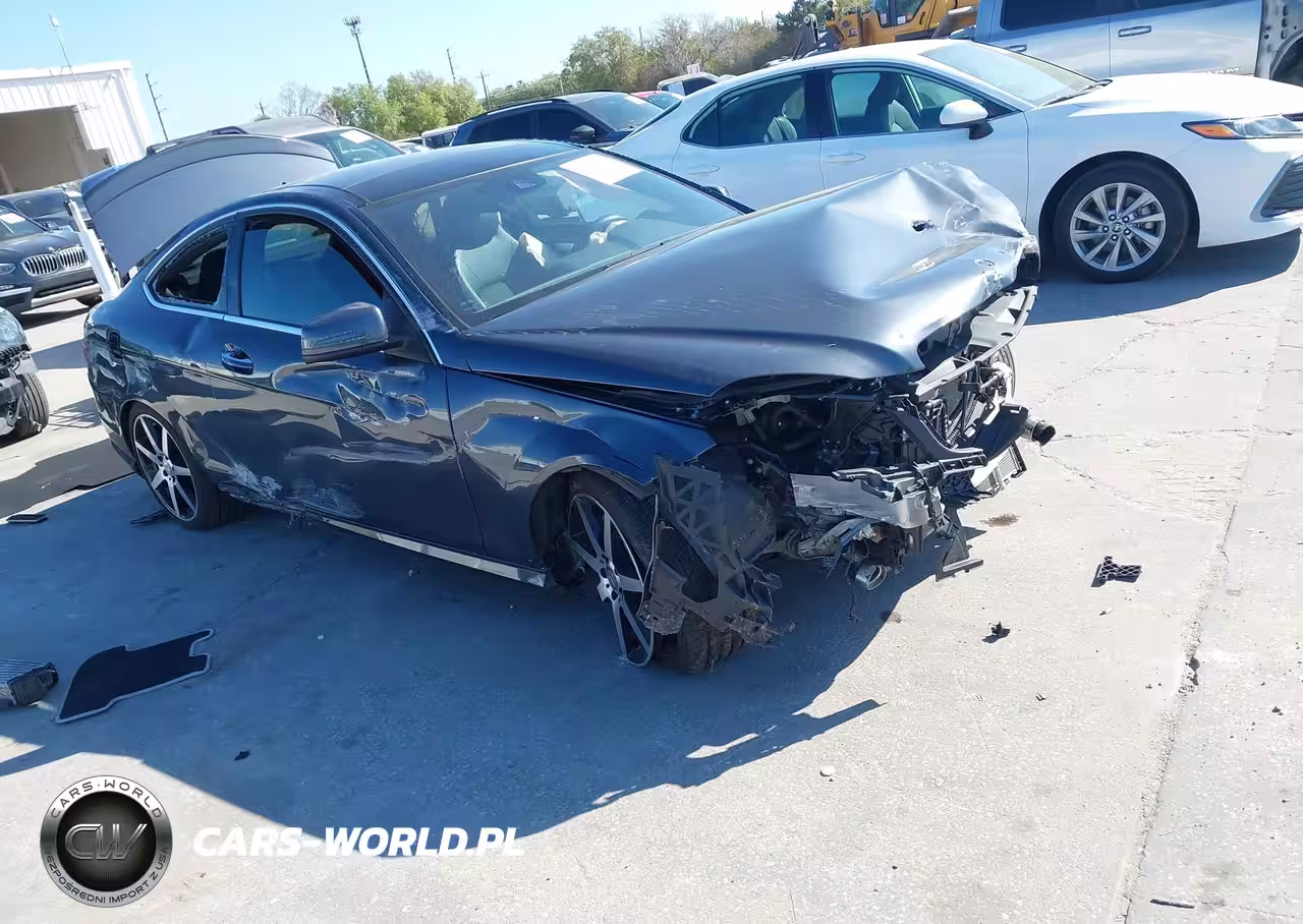 2015 Mercedes-Benz C 250