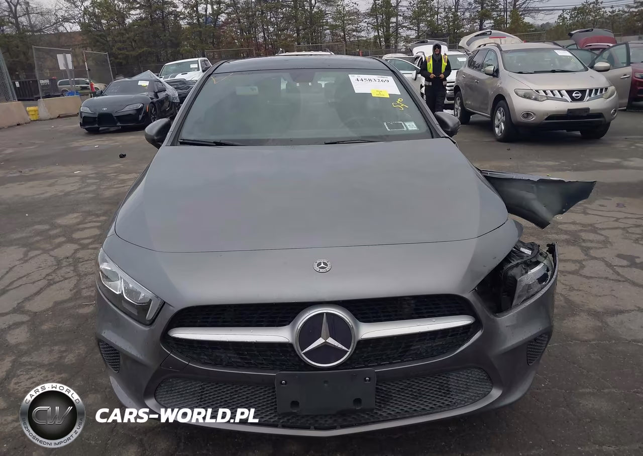 2020 Mercedes-Benz A 220 4Matic VIN:W1K3G4FB6LJ210633 - 12