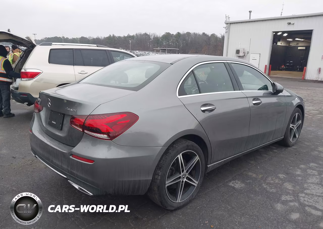 2020 Mercedes-Benz A 220 4Matic VIN:W1K3G4FB6LJ210633 - 4