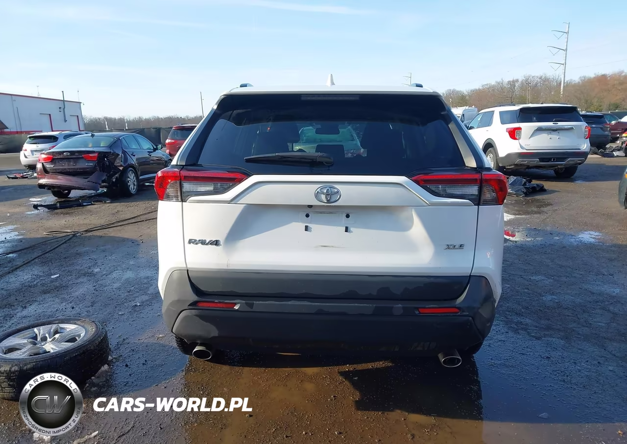 2021 Toyota Rav4 Xle VIN:2T3W1RFV6MC145870 - 17