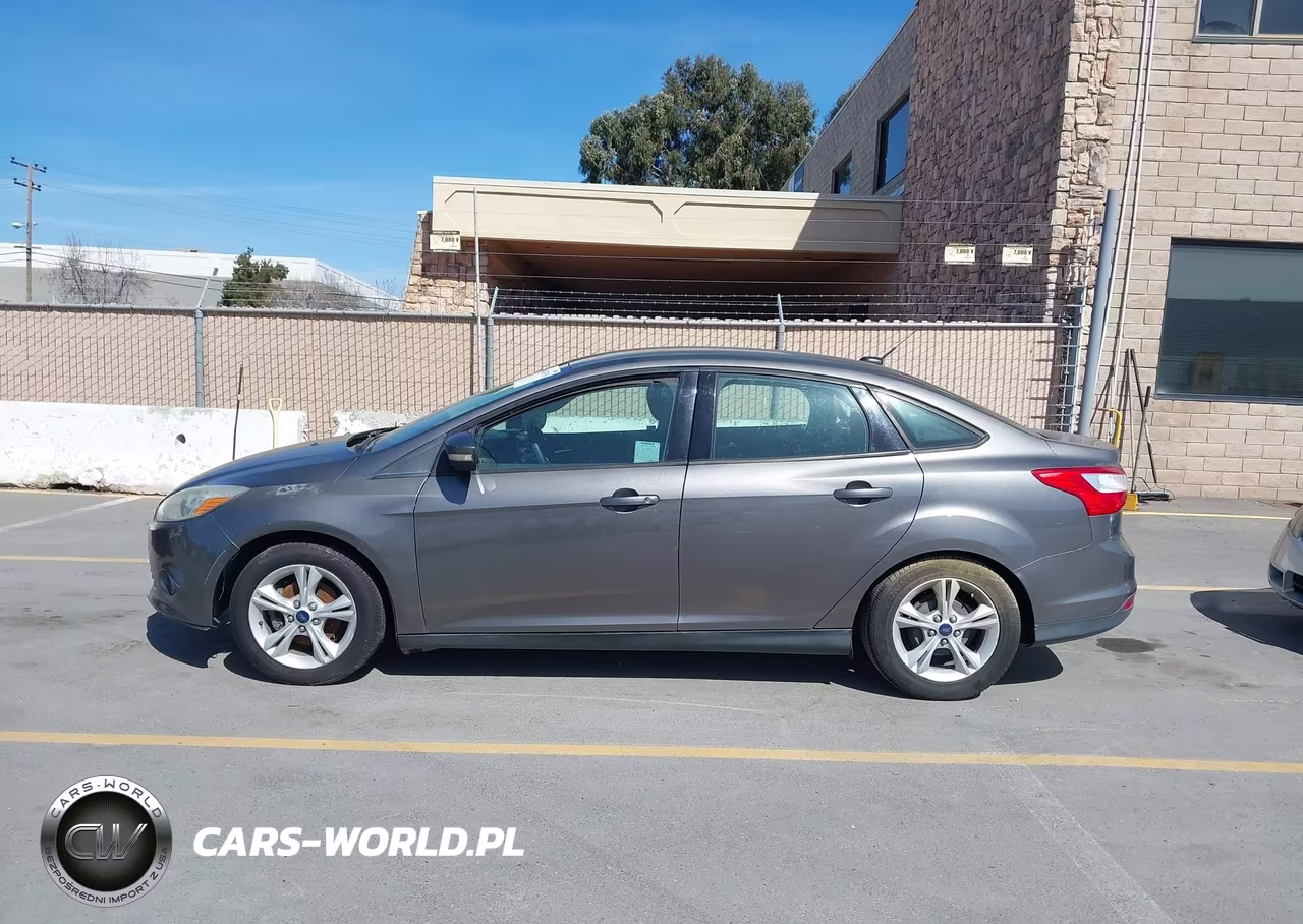 2014 Ford Focus Se VIN:1FADP3F23EL455699 - 14